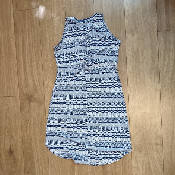 Banana republic scrunch back dress - Picture 2 of 4